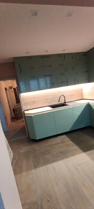 Мебели по поръчка