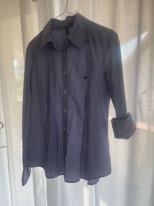 Vând cămăși de damă mărimea L