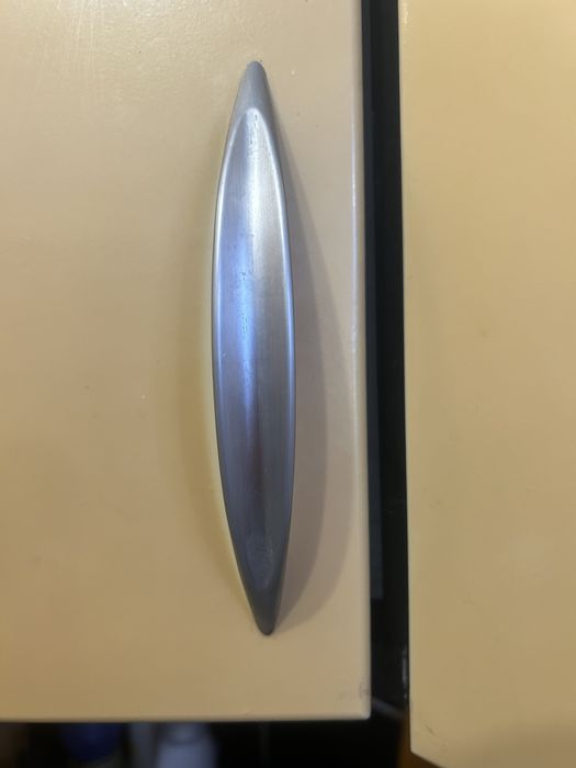 Продам дверные ручки