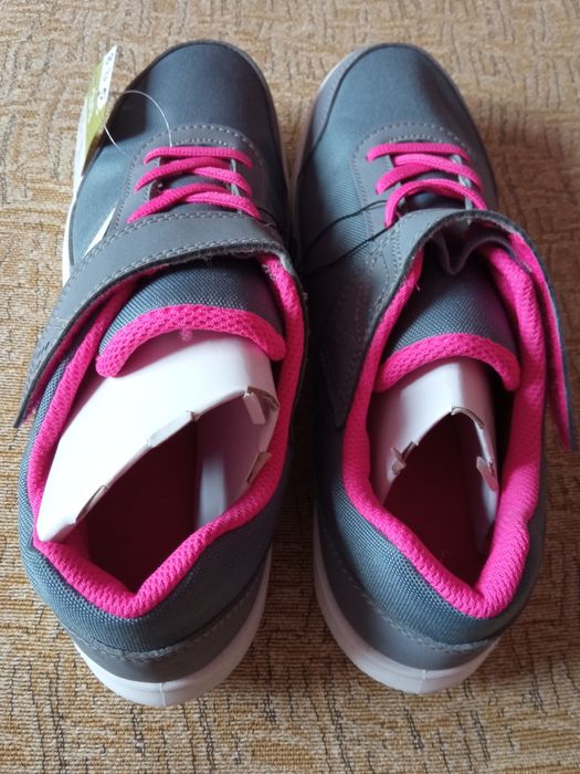 Маратонки с лепки на Decathlon 39 номер-нови