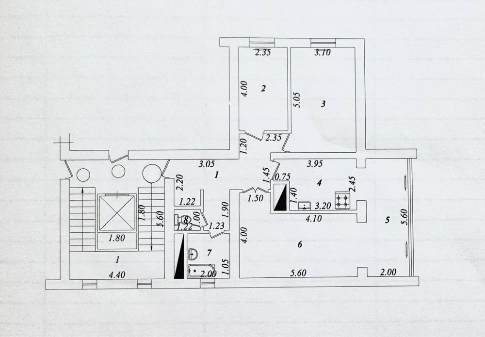 Шохмед центр Айбек 3/2/9 кирпич ресторан Сой без ремонта