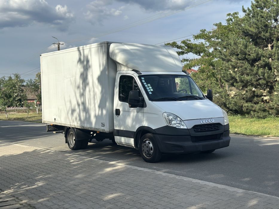 Iveco Daily 35C17, 3.0 - 170 Cai, An 2013 / Se conduce cu cat. B