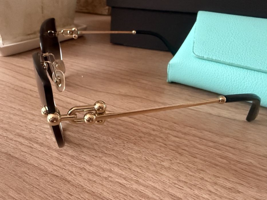 Страхотни оригинални слънчеви очила Tiffani&Co