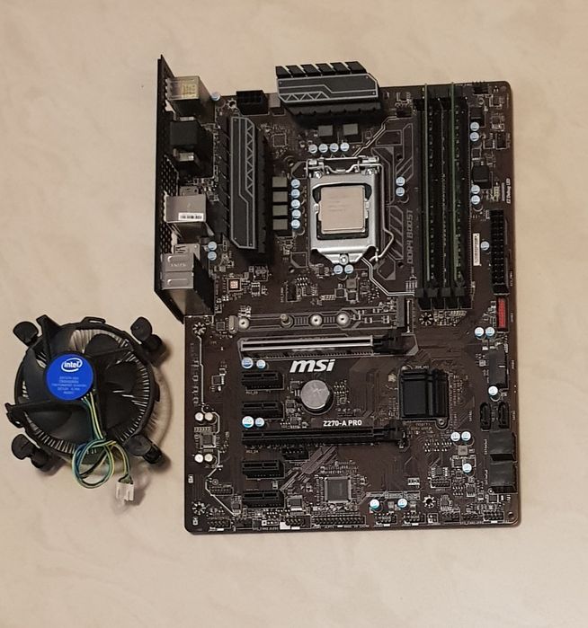 procesor i7 6700,  placa de baza socket 1151, ram 16GB DDR4, cooler