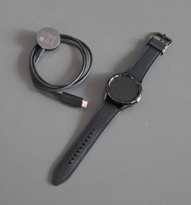 Samsung Watch 6 Classic, 43mm, LTE, Black, impecabil