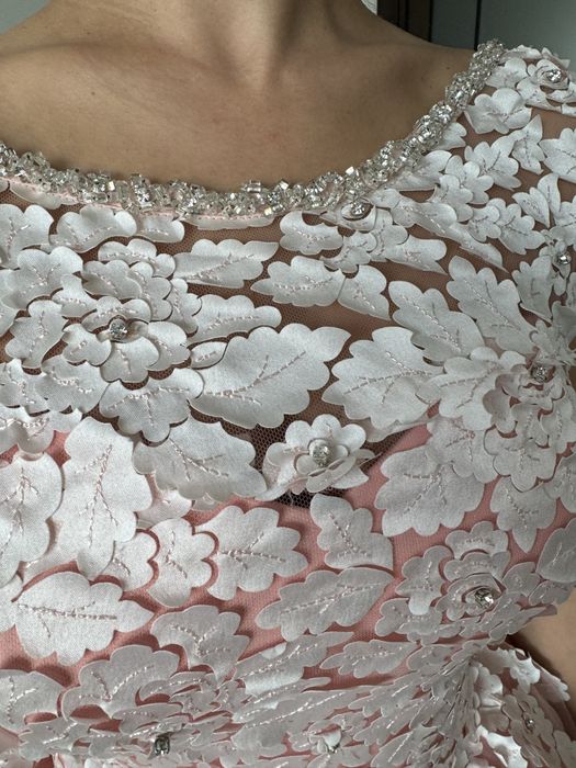 Платье на узату