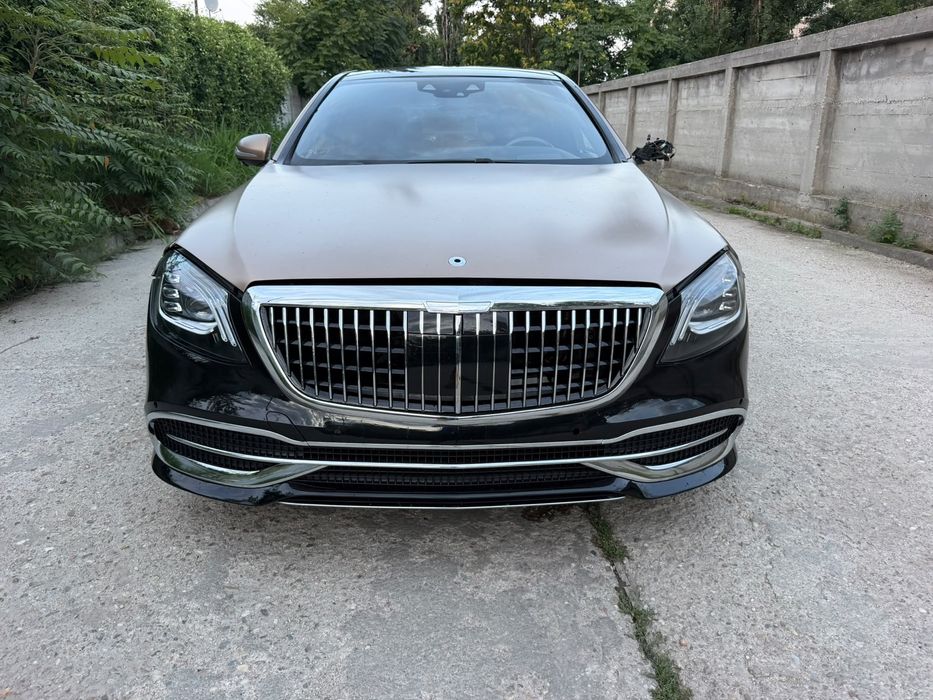 Mercedes-Benz  Maybach  S560  Masina este Maybach ORIGINAL, nu este S,class cu pachet. AVARIAT
