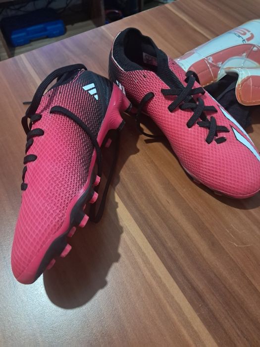 Ghete fotbal,35,5 120 lei