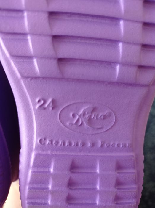 Продам детские сапожки