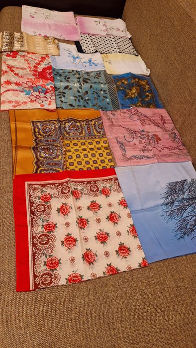 Срочно продаются платки ,шарфы