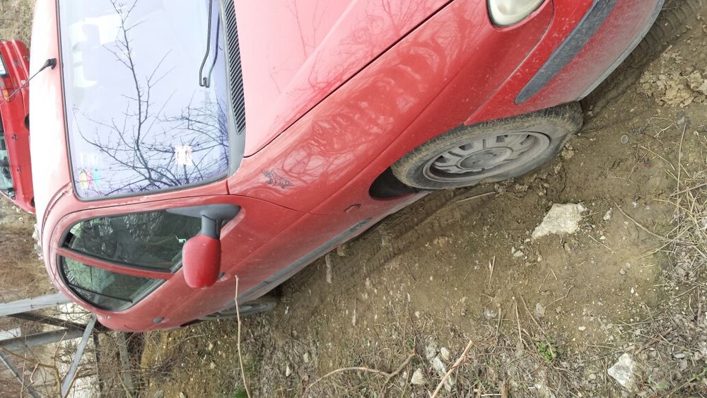 продавам на части рено меган 1.9д