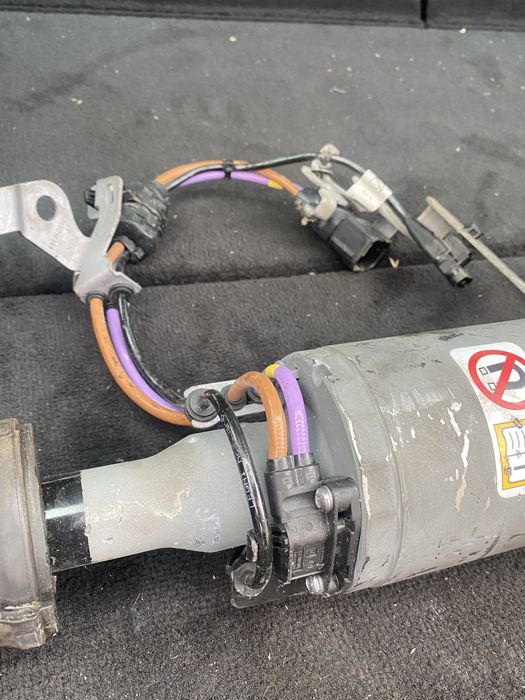 Адаптивна стабилизираща щанга BMW G70