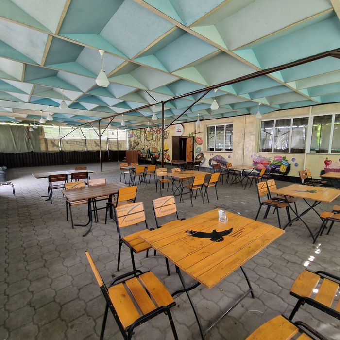 Продается кафе действующее в Пришахтинске