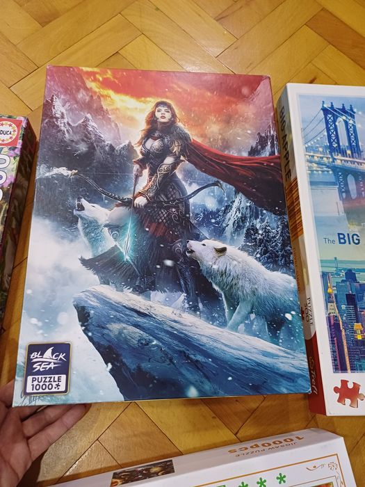 Продавам 4 броя  пъзели