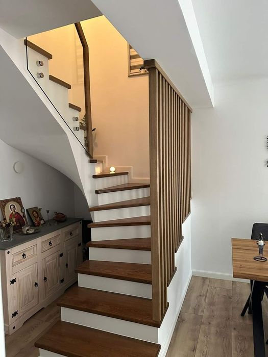 Producător Scări Din LEMN MASIV