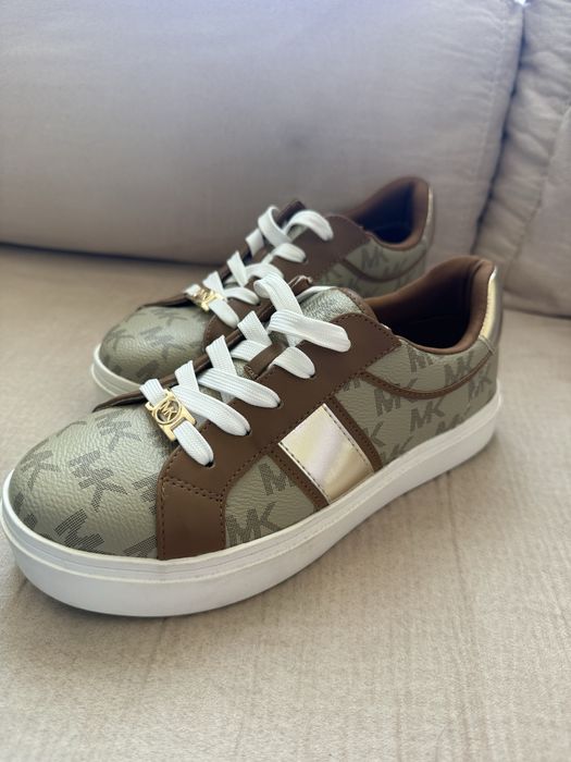 Нови кецове Michael Kors