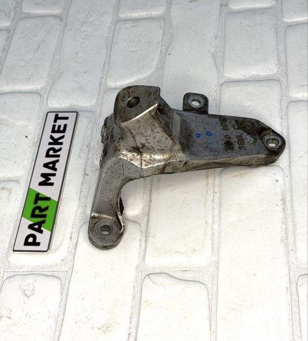 Стойка тампон двигател AUDI 3.0TFSI 4G0199308C