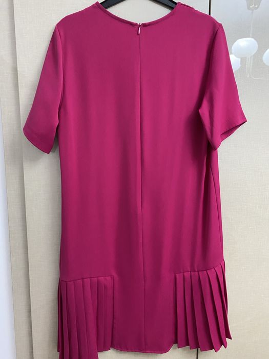 Rochie fucsia purtata o singura data