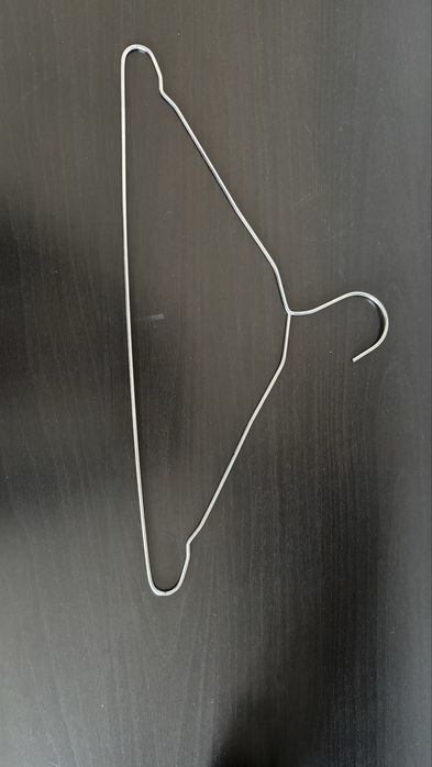 Продам Вешалки плечики