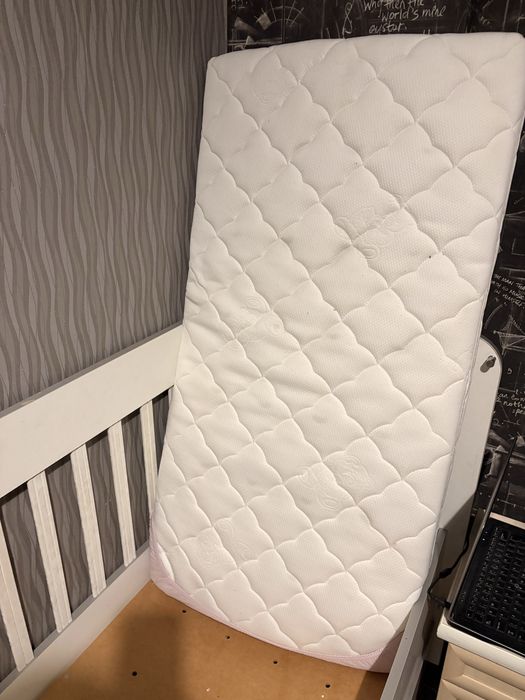 Детско креватче + матрак