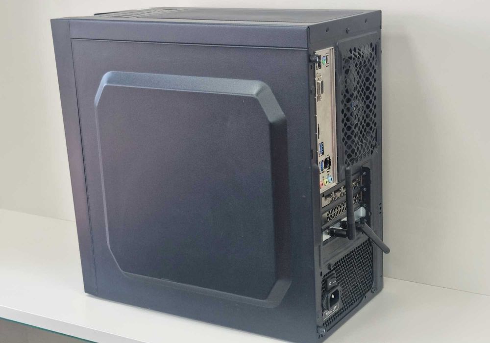 Unitate PC Gaming [Amanet Club Caro ]