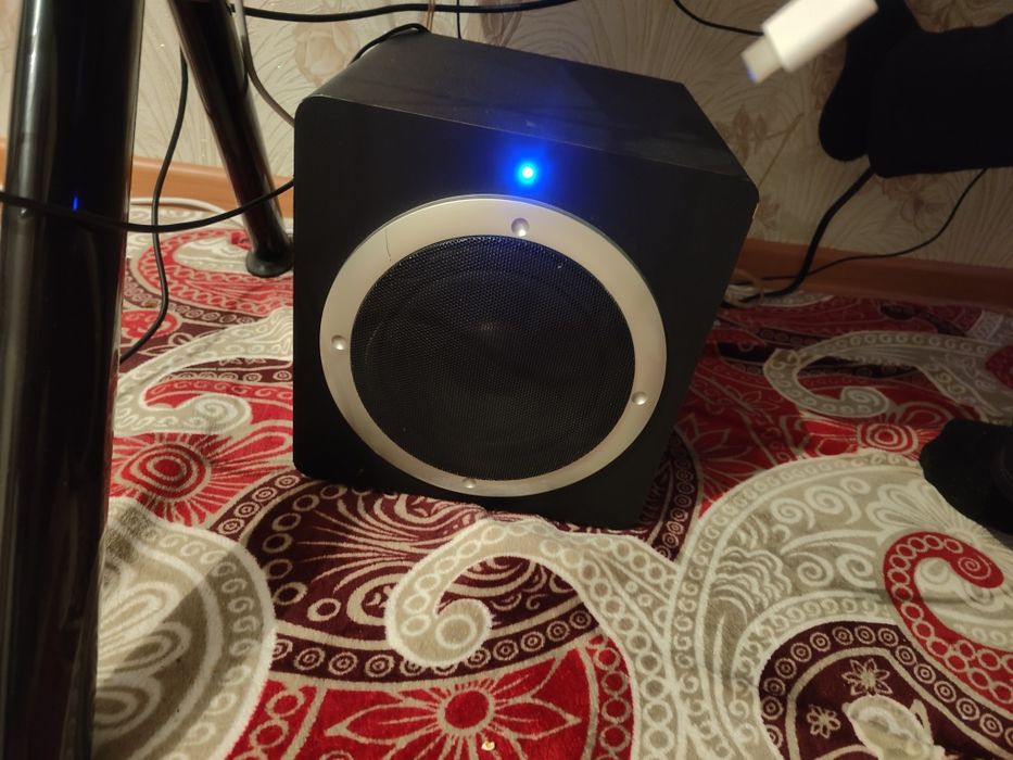 Microlab H-220, 140 watt