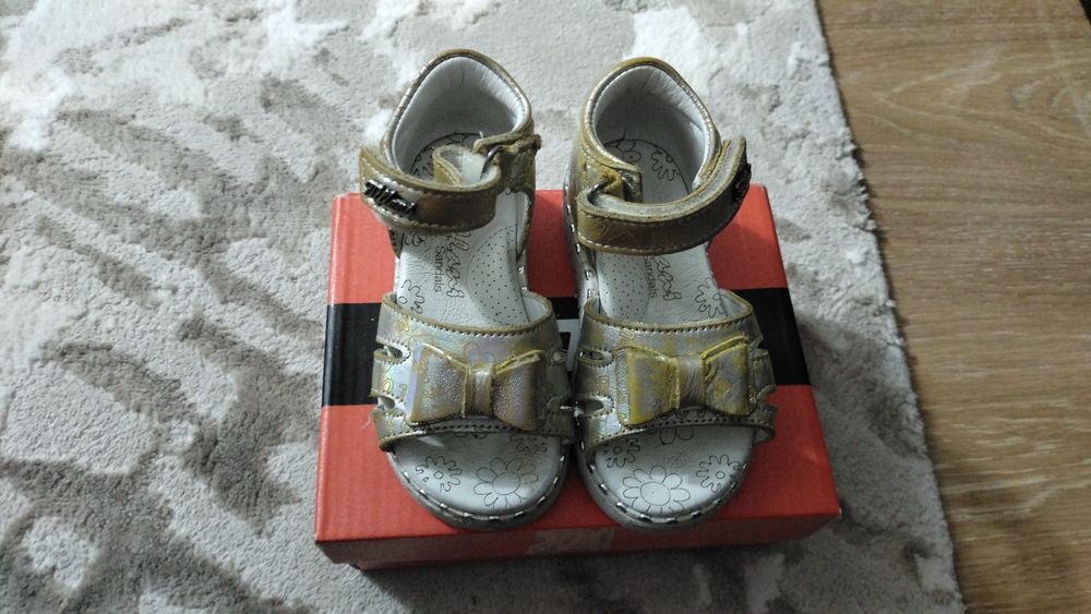 Детские обувь для девочек