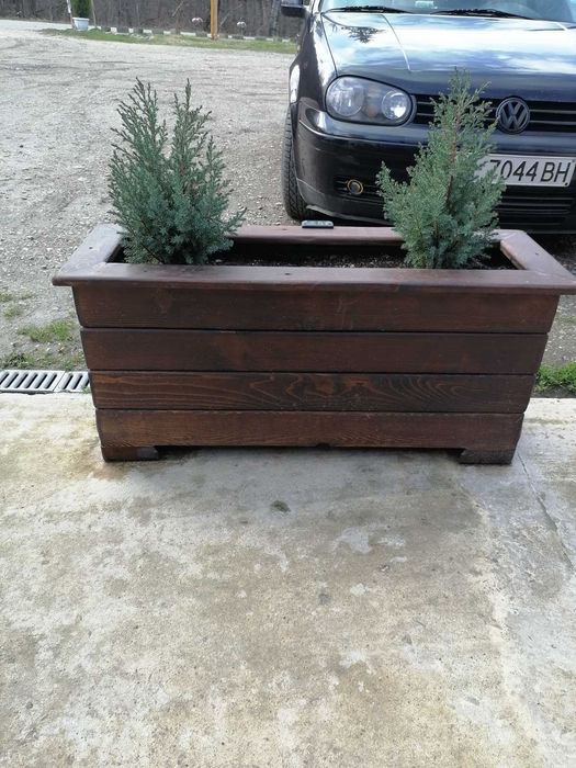 Кашпи дървена по желан размер