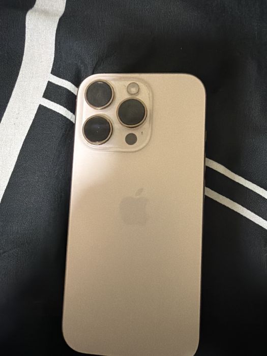 Продам айфон 16 про 256 GB