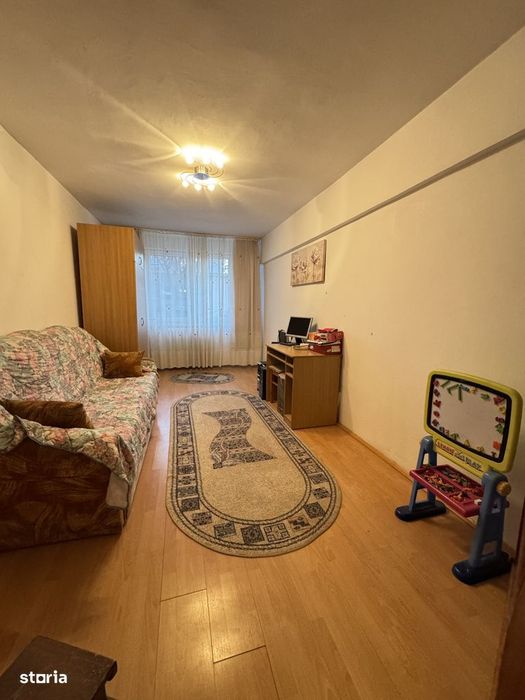 Apartament de 3 camere, Decomandat, 73 mp, Zona Dambul Rotund — fotografia 3