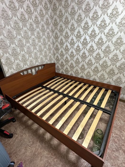 Продается кровать