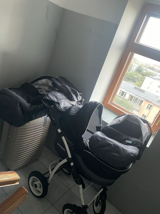 Продам детскую коляску