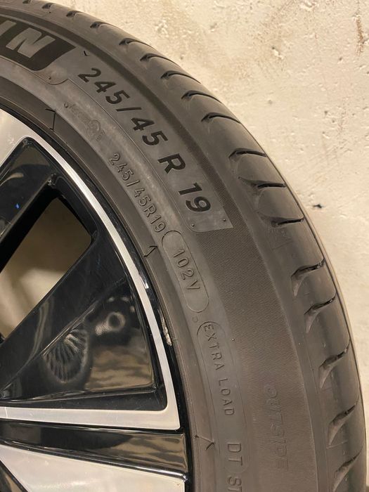 Roti de vara Volvo/Polestar Michelin 245/45/19