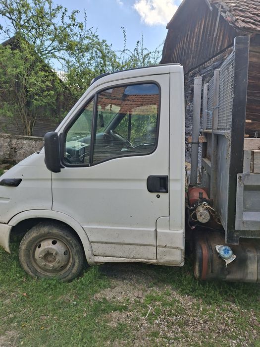 Iveco basculabil