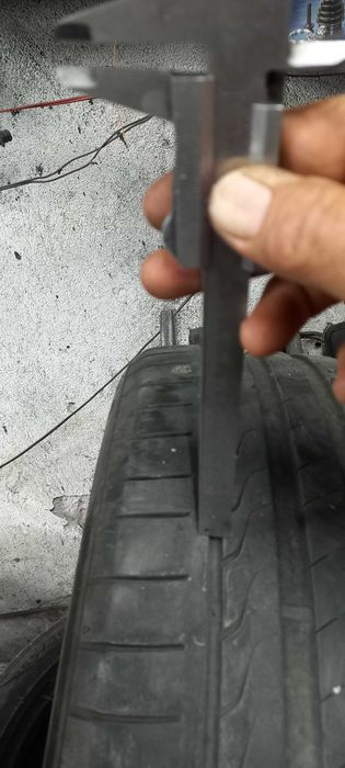 Гуми Империал 255 40  19