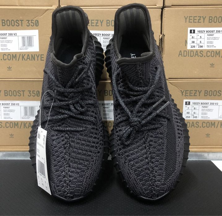 Yeezy 350 V2 Boost Black (Non Reflective) Yeezy Boost 350