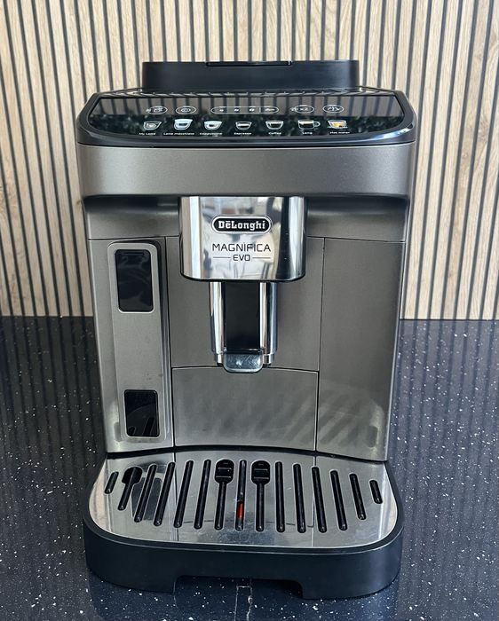 Delonghi Magnifica EVO ECAM  290.81.TB -Перфектно състояние с гаранция