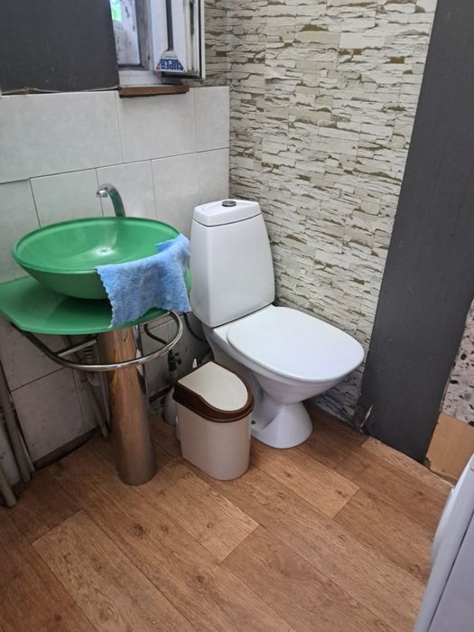 Сдам пол дома , 1 комната