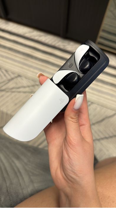 Продам Наушники Sony PULSE Explore белый