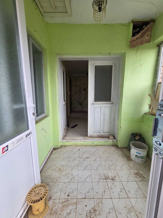 Продава се Къща в с. Карапелит, Област Добрич - 100 кв.м за 169 €/кв.м - Снимка #2