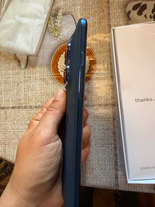 Телефон motorola edge 70 pro
