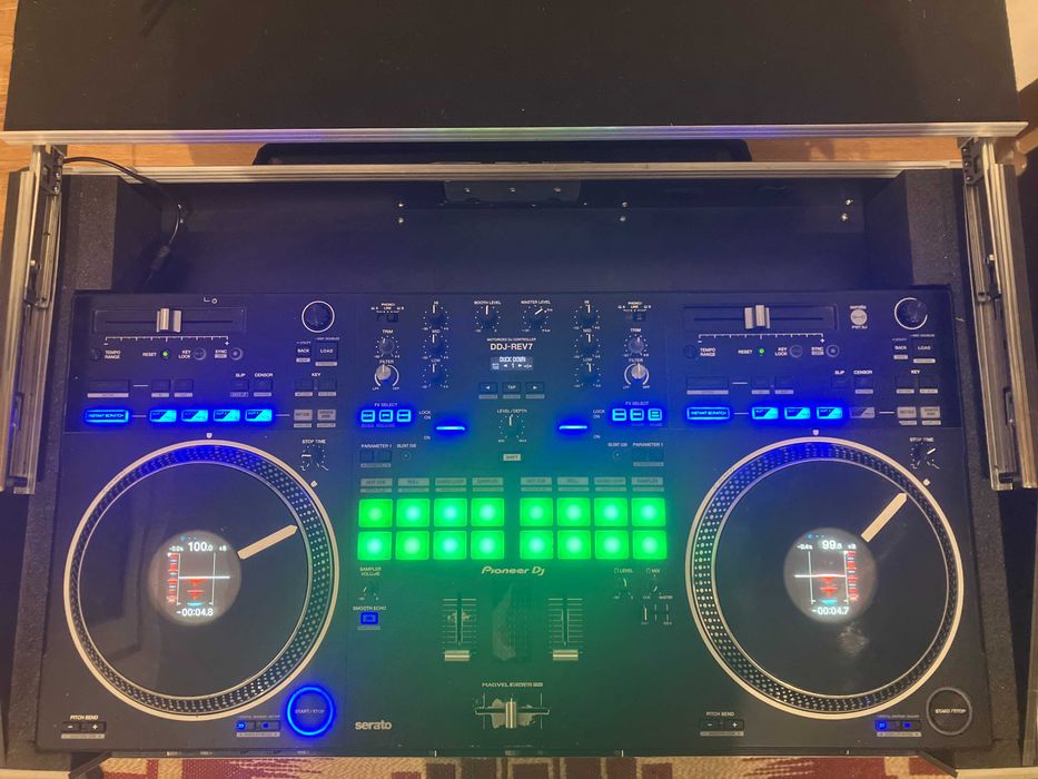 Sisteme Audio-Video (Martin Audio, Pioneer, Crown, Rane, Epson)