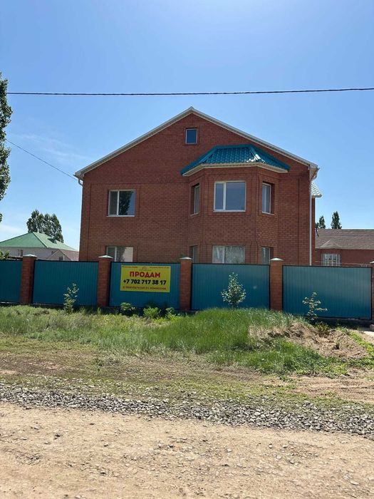 Продам коттедж в городе ул Сельмаш р Юнис сити