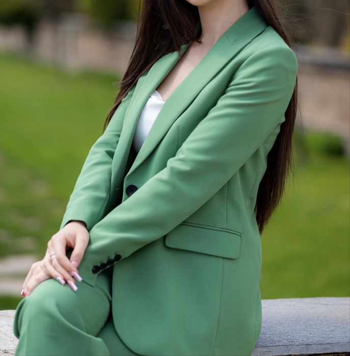 Комплект сако и панталон