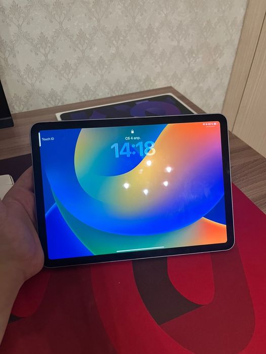 Продам Ipad air 5