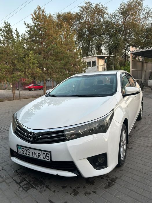 Tayota Corolla  2014