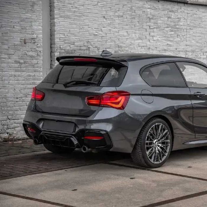 Eleron Luneta Lip Portbagaj Spoiler BMW Seria 1 F20 F21, Negru lucios