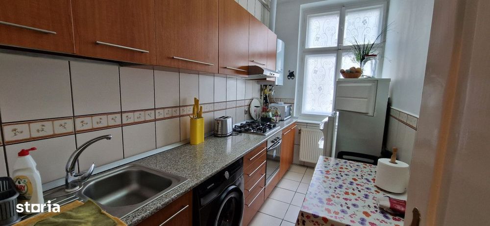 Apartament 3 camere 85 mp Central