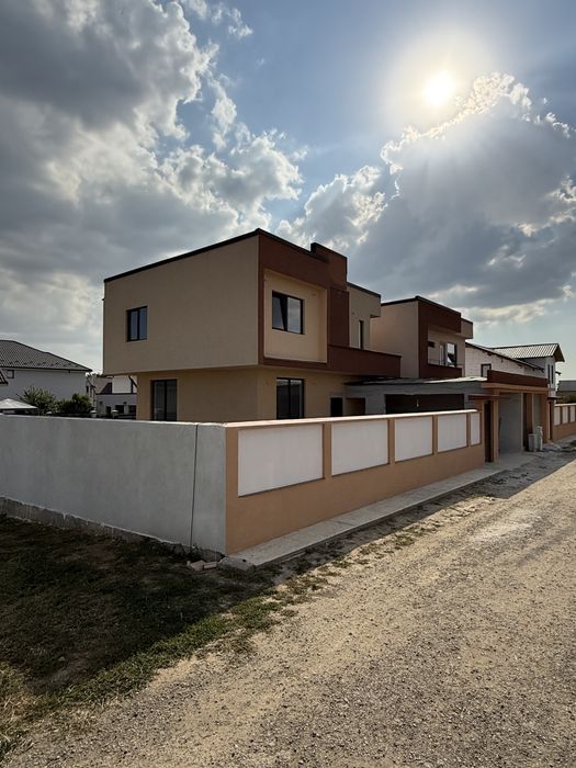 Vila P+1, 4 camere, placa beton,proiect Mediteranean,Valu lui Traian