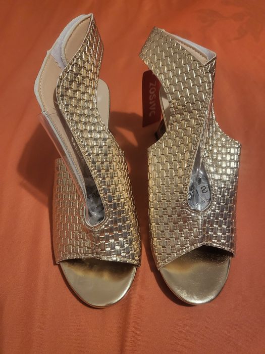 Sandale elegante aurii marimea 39